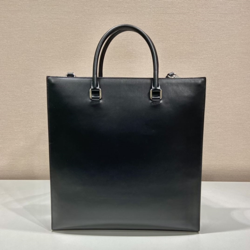Pra*a tote bags